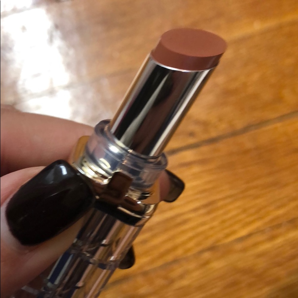 L’Oreal Paris Colour Riche Shine Lip